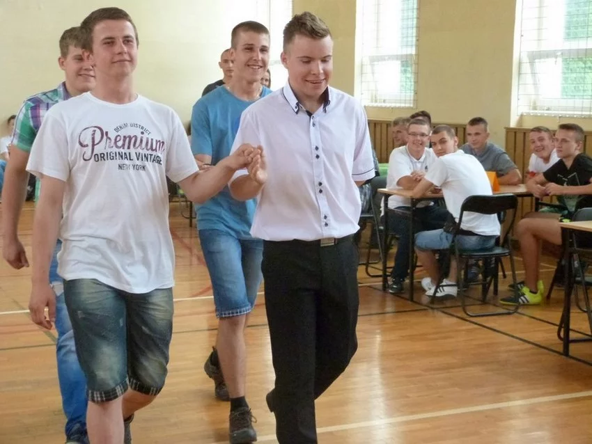 „KULTURA I OBYCIE UMILAJĄ ŻYCIE”
