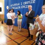 Nauka przez zabawę savoir –vivre w szkole i poza nią