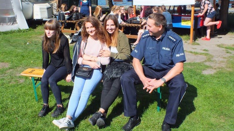 Poznajemy się w zabawie - wyjazd integracyjny klas pierwszych tz