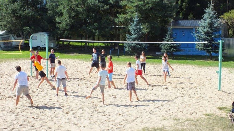 Poznajemy się w zabawie - wyjazd integracyjny klas pierwszych tz