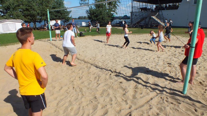 Poznajemy się w zabawie - wyjazd integracyjny klas pierwszych tz