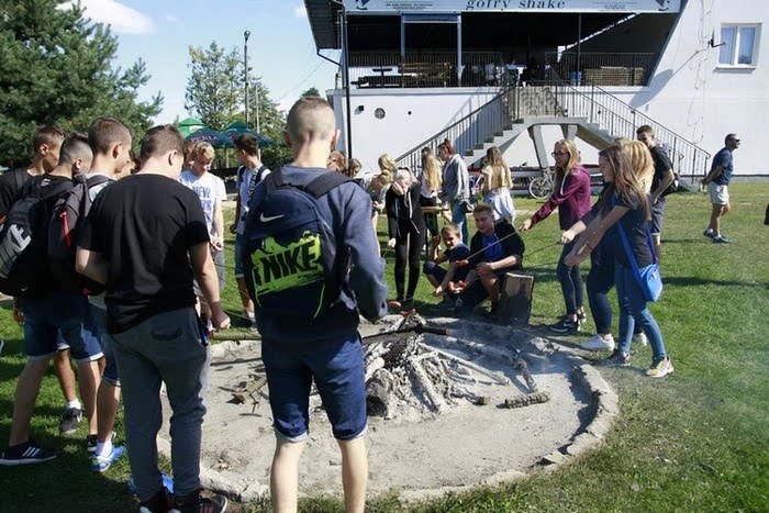 Poznajemy się w zabawie - wyjazd integracyjny klas pierwszych tz