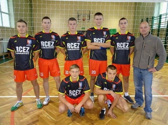 Siatkarze z RCEZ wygrali w Kocku