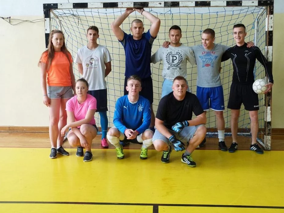 Turniej Drużyn Mieszanych w Halowa Piłkę Nożną