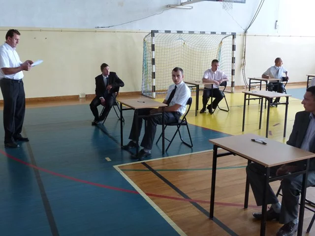 Uczniowie RCEZ rozpoczęli egzamin potwierdzający kwalifikacje zawodowe