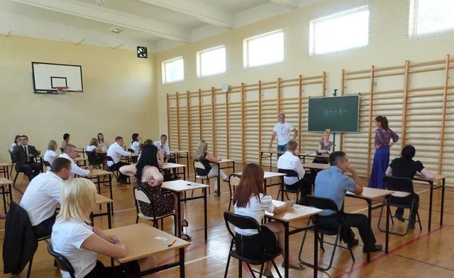 Uczniowie RCEZ rozpoczęli egzamin potwierdzający kwalifikacje zawodowe