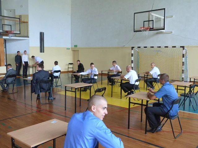 Uczniowie RCEZ rozpoczęli egzamin potwierdzający kwalifikacje zawodowe