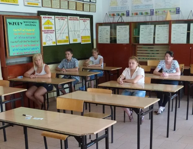 Uczniowie RCEZ rozpoczęli egzamin potwierdzający kwalifikacje zawodowe