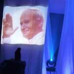 „WYPŁYŃ NA GŁĘBIĘ...” widowisko w hołdzie św. Janowi Pawłowi II