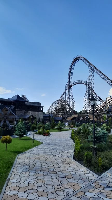 Wycieczka klasy 2 TEMa do Energylandii