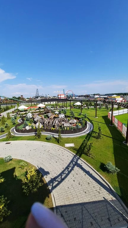 Wycieczka klasy 2 TEMa do Energylandii