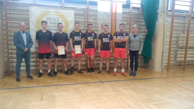 Licealiada- Zawody Rejonowe w Badmintonie