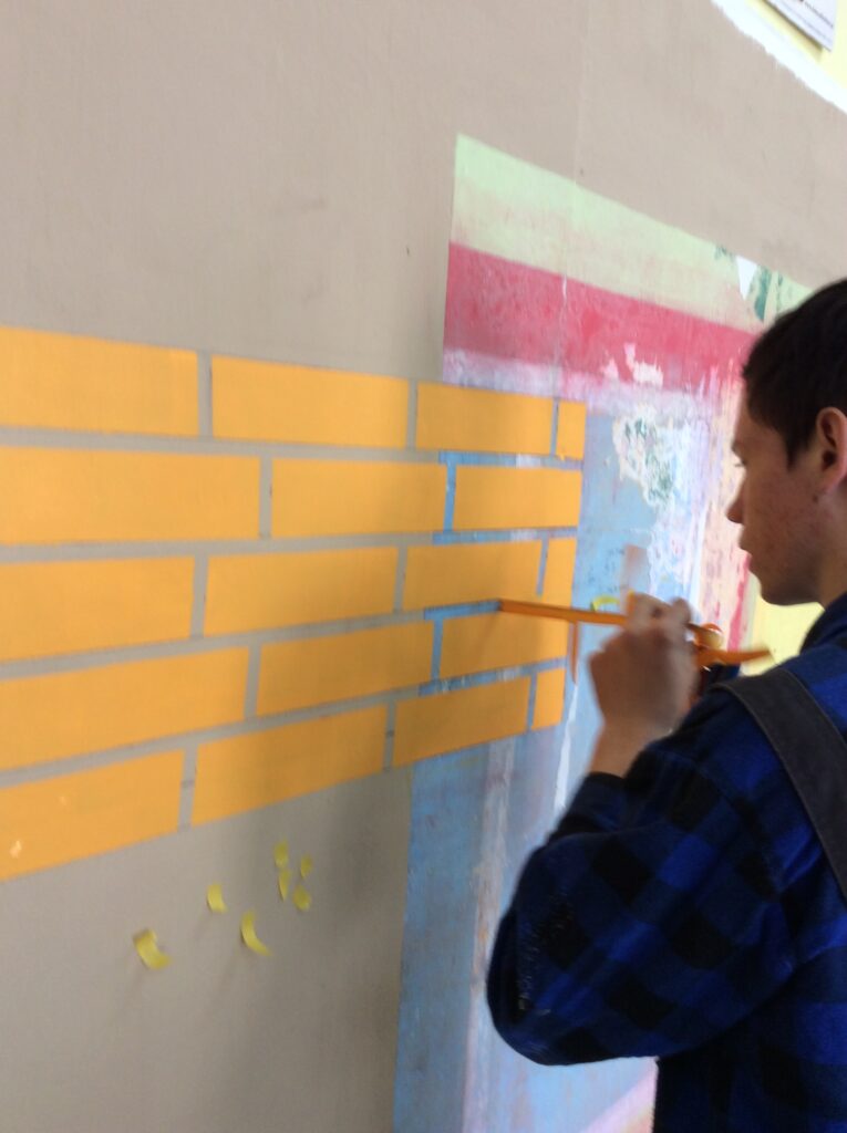 Zajęcia praktyczne na warsztatach szkolnych.