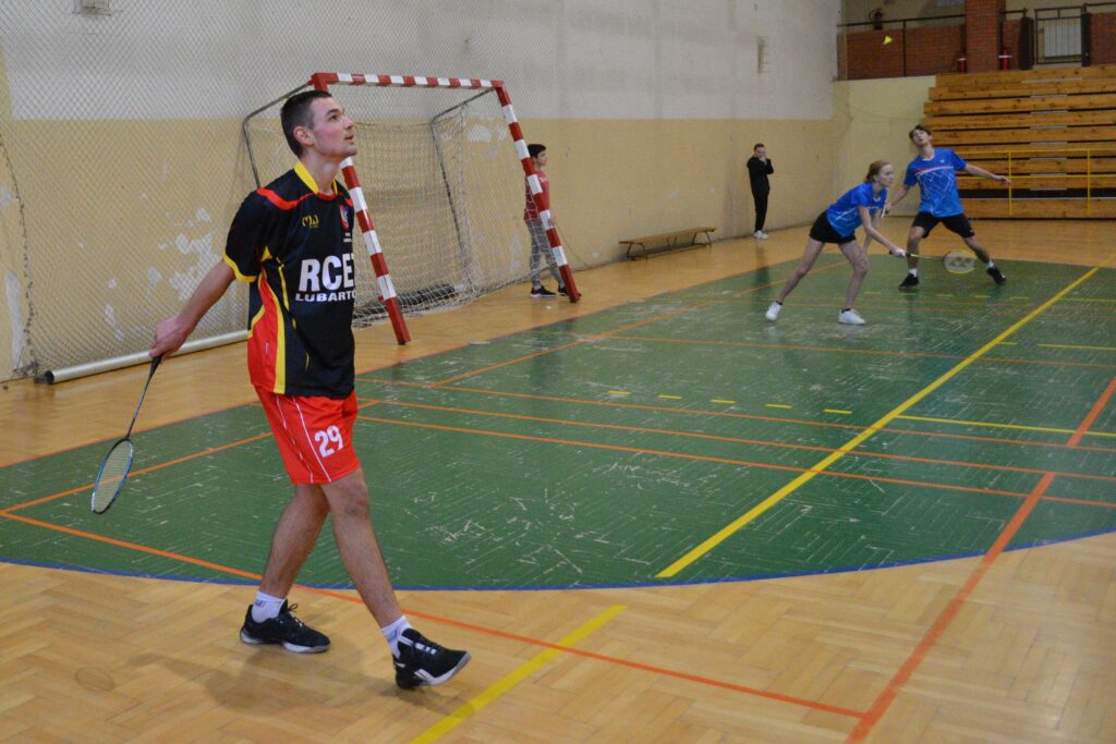 RCEZ Mistrzem Rejonu w Badmintonie Drużynowym Dziewcząt i Chłopców Licealiada 2022/2023