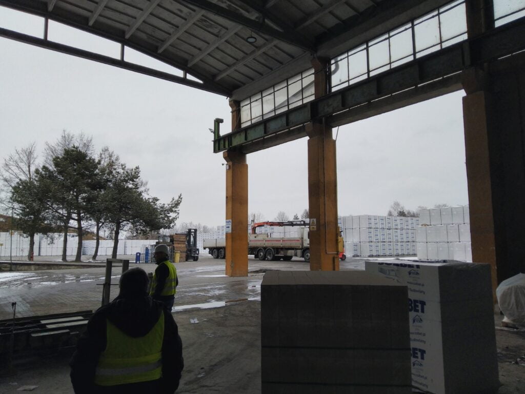 Wycieczka branżowa uczniów technikum budowlanego.