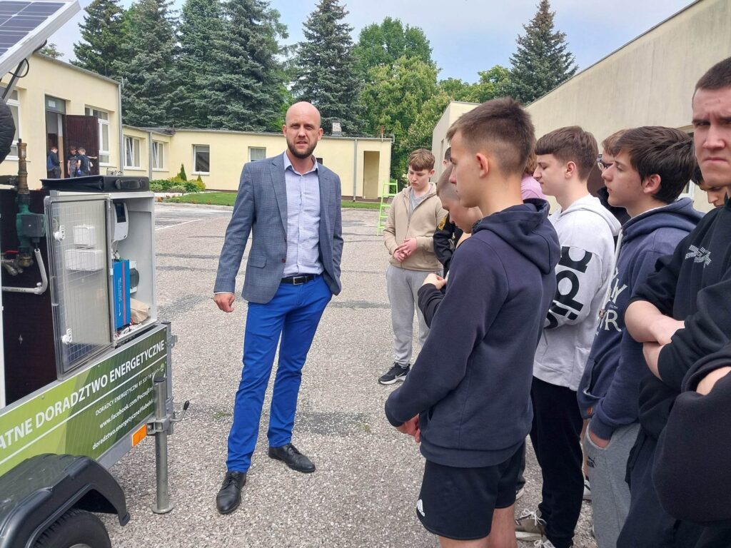 343748638_263215546239567_8370077144875264200_n