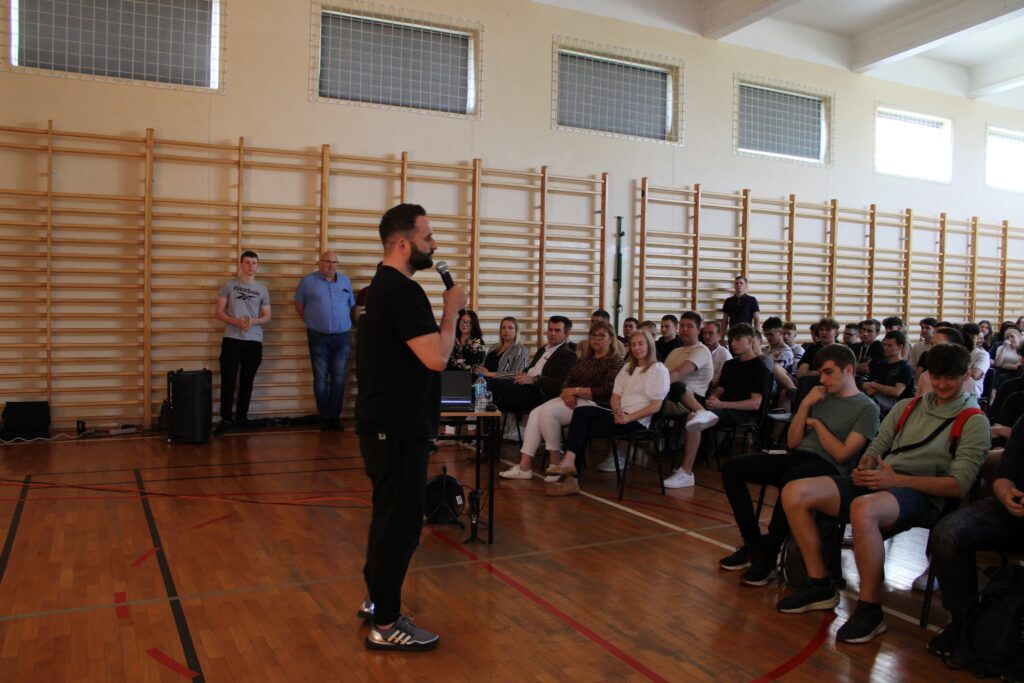 347269165_999292508108731_8600899674097309917_n