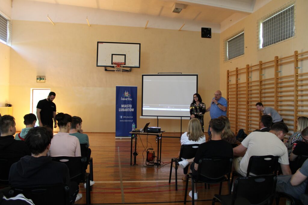 347390240_642769533941199_177910172347526416_n