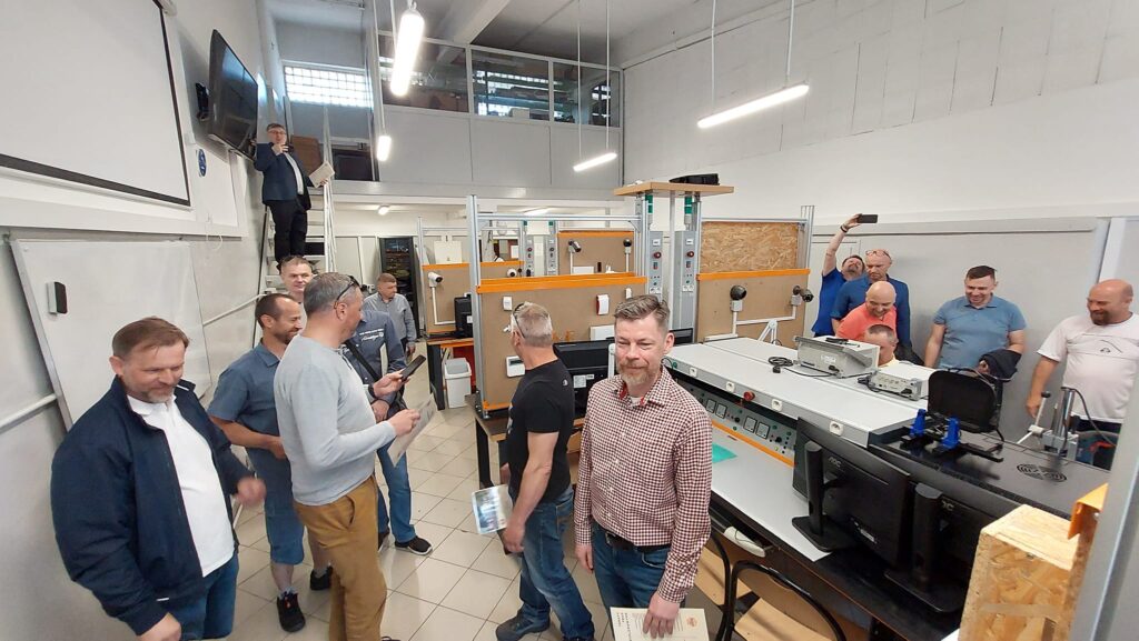 Spotkanie 30 lat po maturze (7)