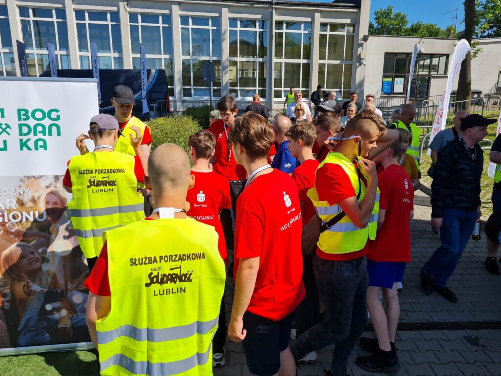 Wolontariusze RCEZ w organizacji 30. Biegu Solidarności w Lubinie (4)