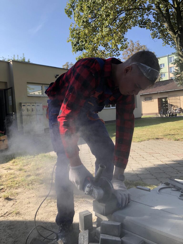 381156925_6545823065546373_1320695244567441641_n-1