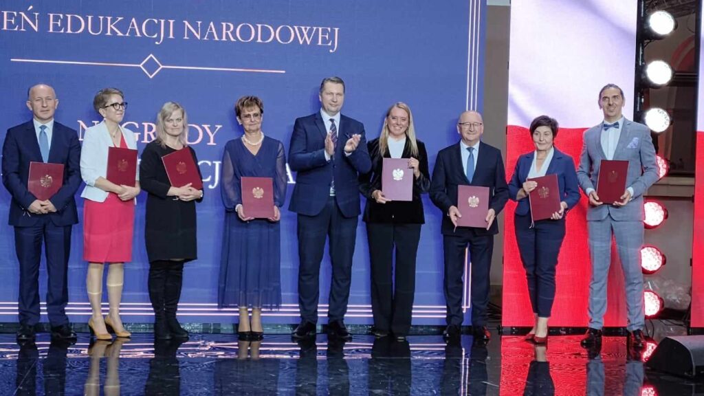 Nagroda Ministra Edukacji I Nauki Dla Dyrektora Rcez 2