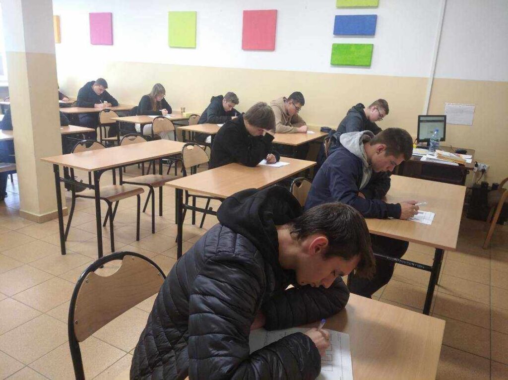 368423492 999129887840106 4678390761015816928 N