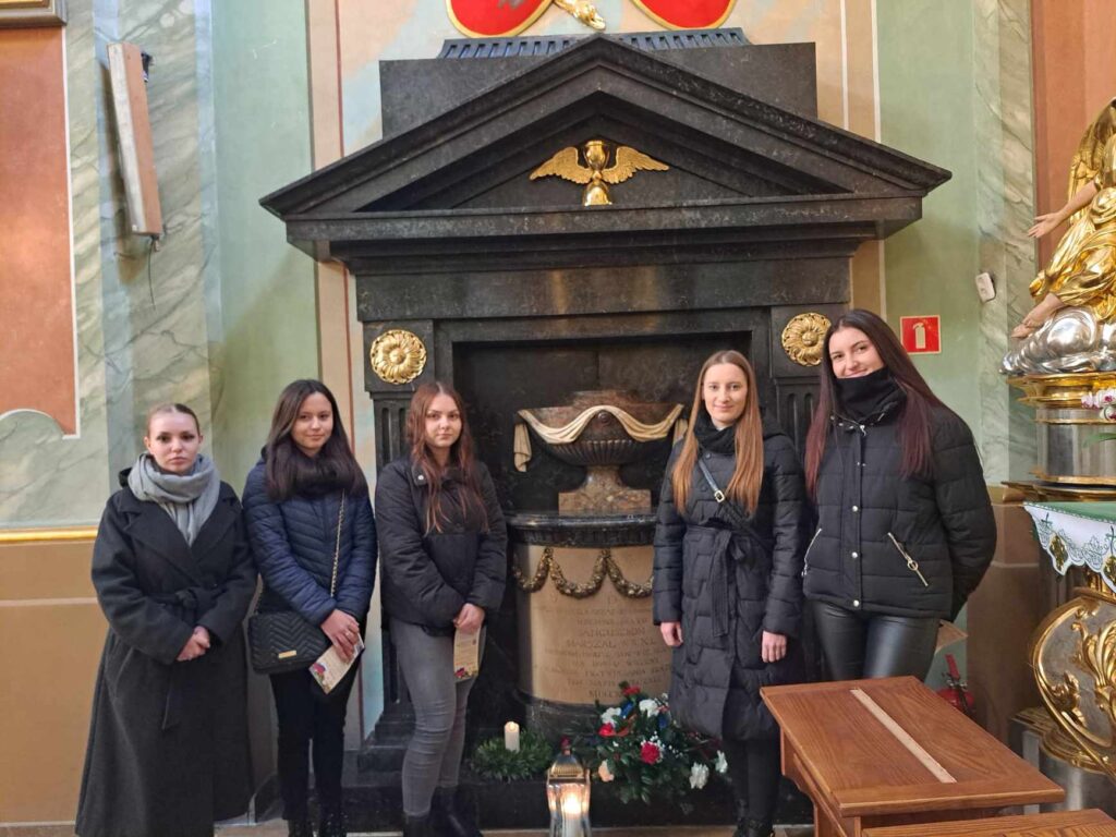 384554702 1079543843187508 6662289944547060126 N