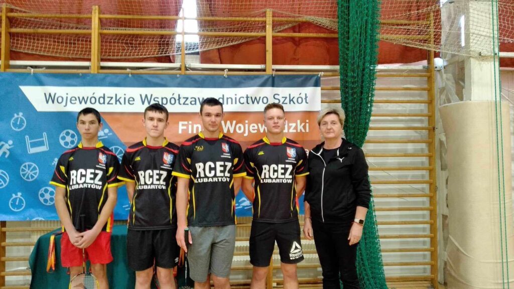 387502284 365951935826405 4032664142515588827 N