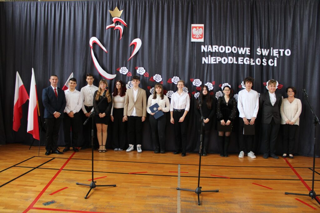 Obchody 105 Rocznicy Odzyskania Przez Polske Niepodleglosci Przez Spolecznosc Rcez 3