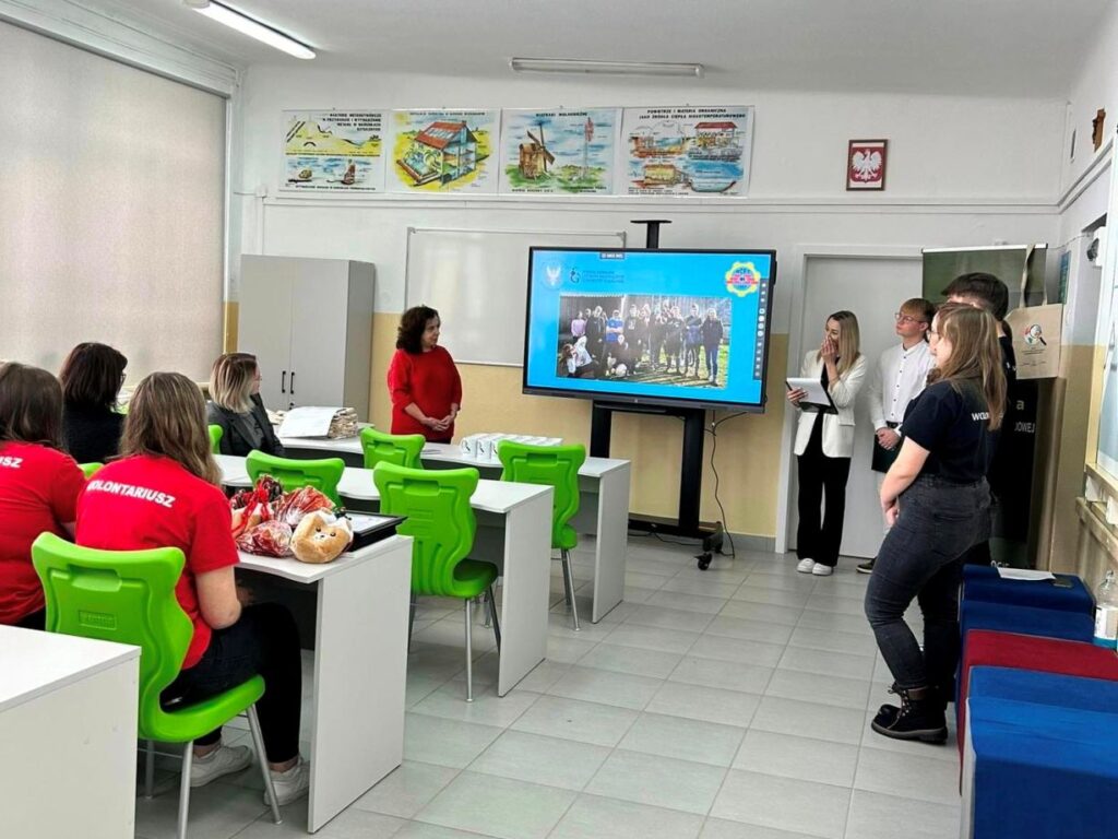 409221767 851089037020562 6489994467816708858 N