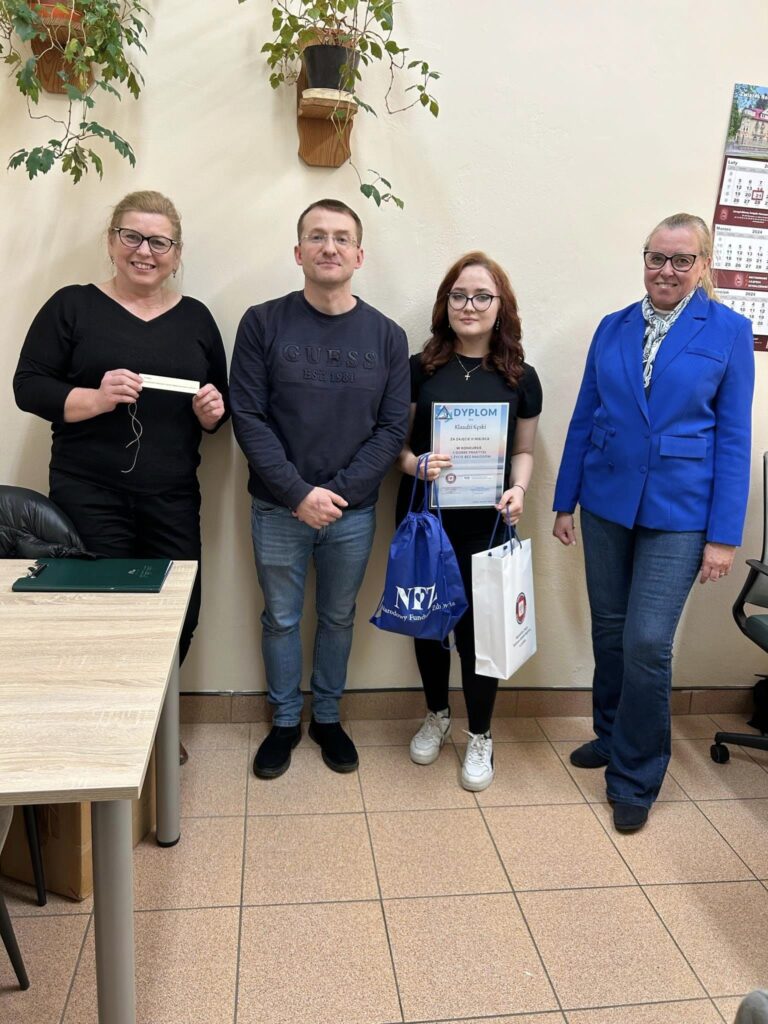 Klaudia Keska Z Sukcesem W Konkursie 3 Dobre Praktyki Na Zycie Bez Nalogow 4
