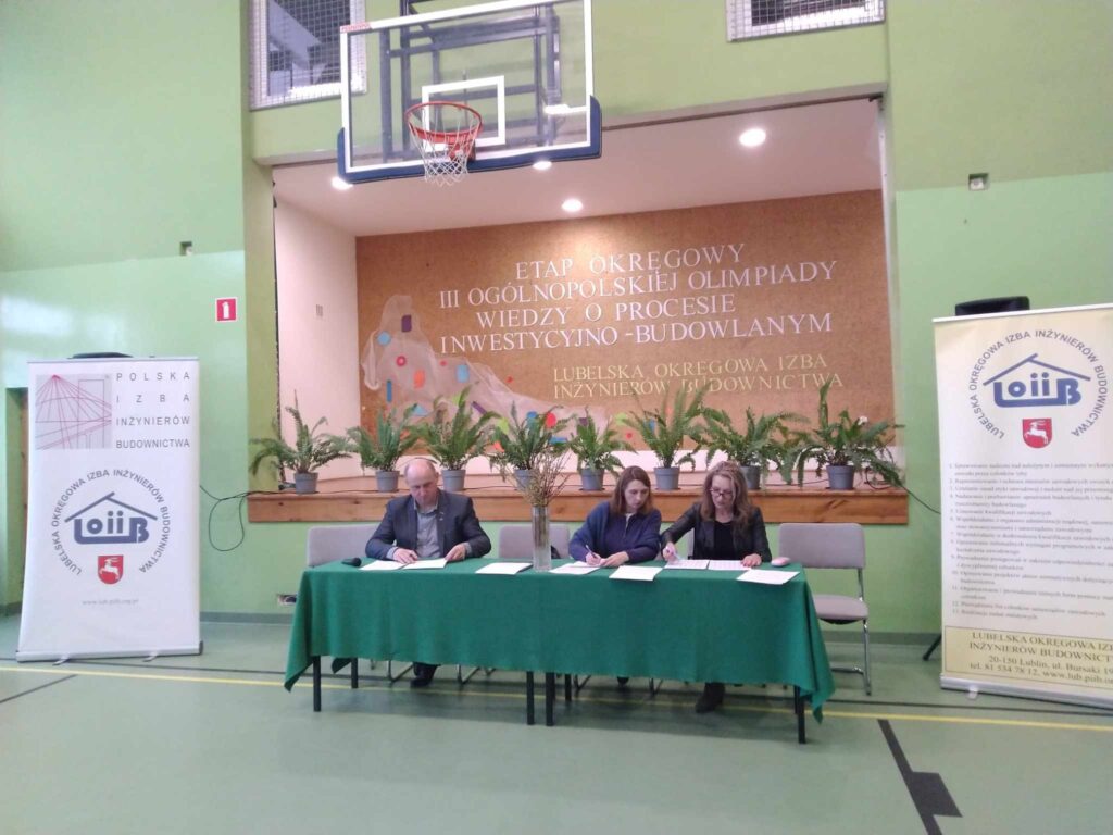 431755367 915886580540807 2418291200316675202 N