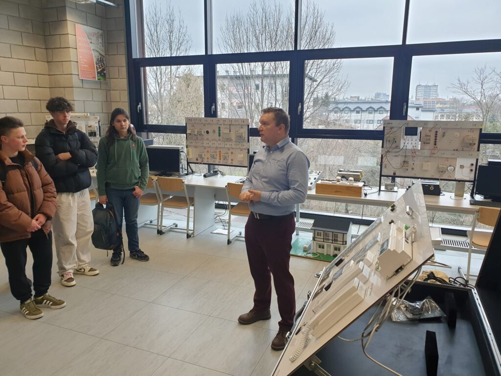 Drzwi Otwarte Politechniki Lubelskiej 2024 - Laboratorium Automatyki Budynkowej