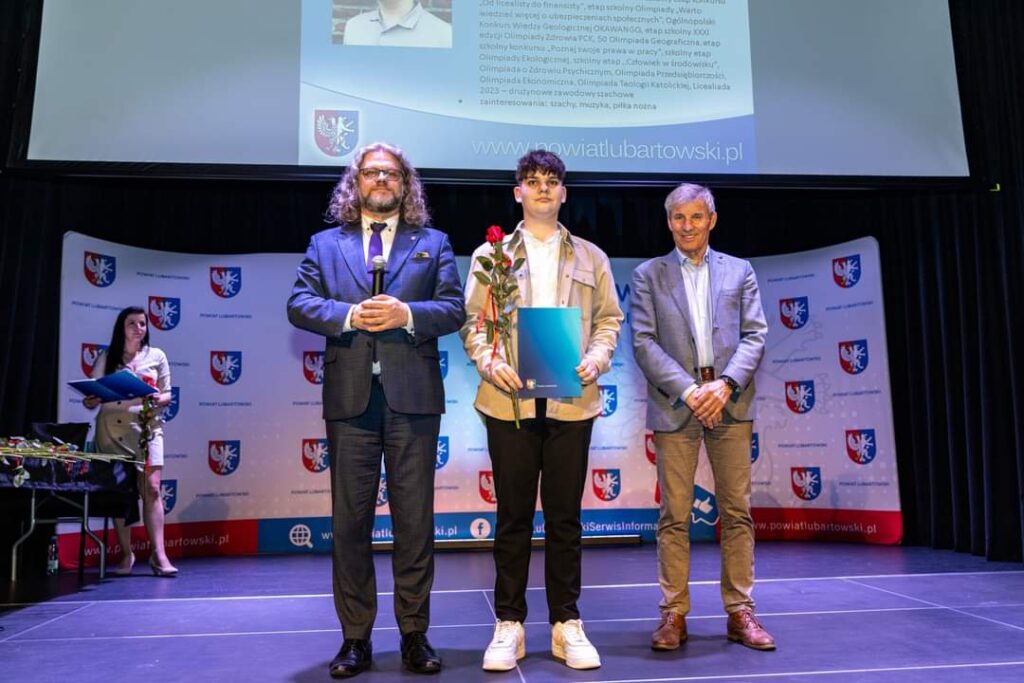 Stypendia Starosty Lubartowskiego Dla Uczniow Rcez 1