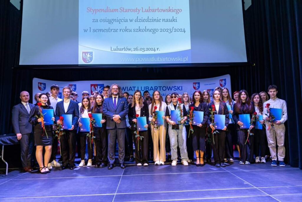 Stypendia Starosty Lubartowskiego Dla Uczniow Rcez 5