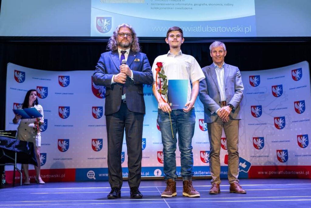 Stypendia Starosty Lubartowskiego Dla Uczniow Rcez 9