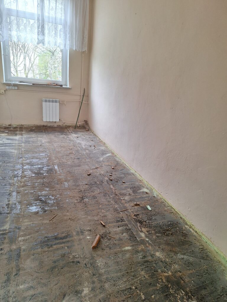 435781648 933148805481251 1977435688159864308 N