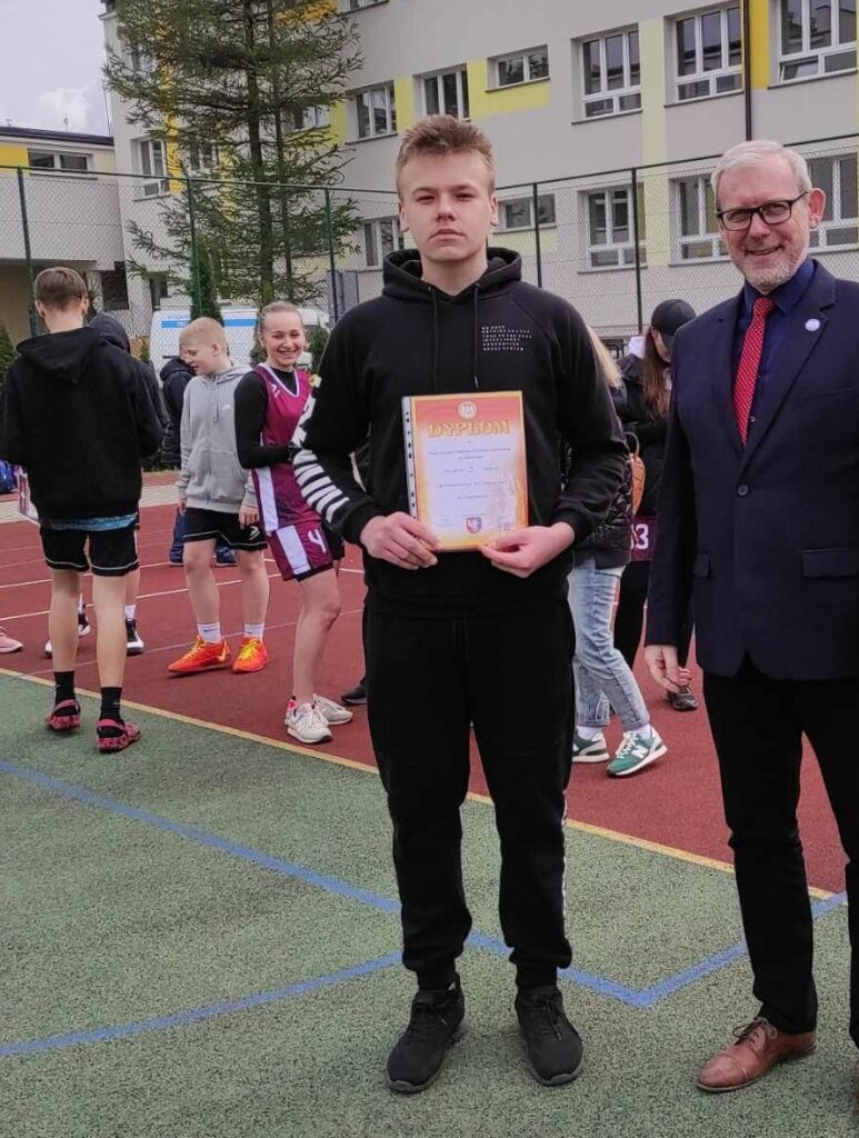 438060404 1269481494388355 3182058779793763746 N