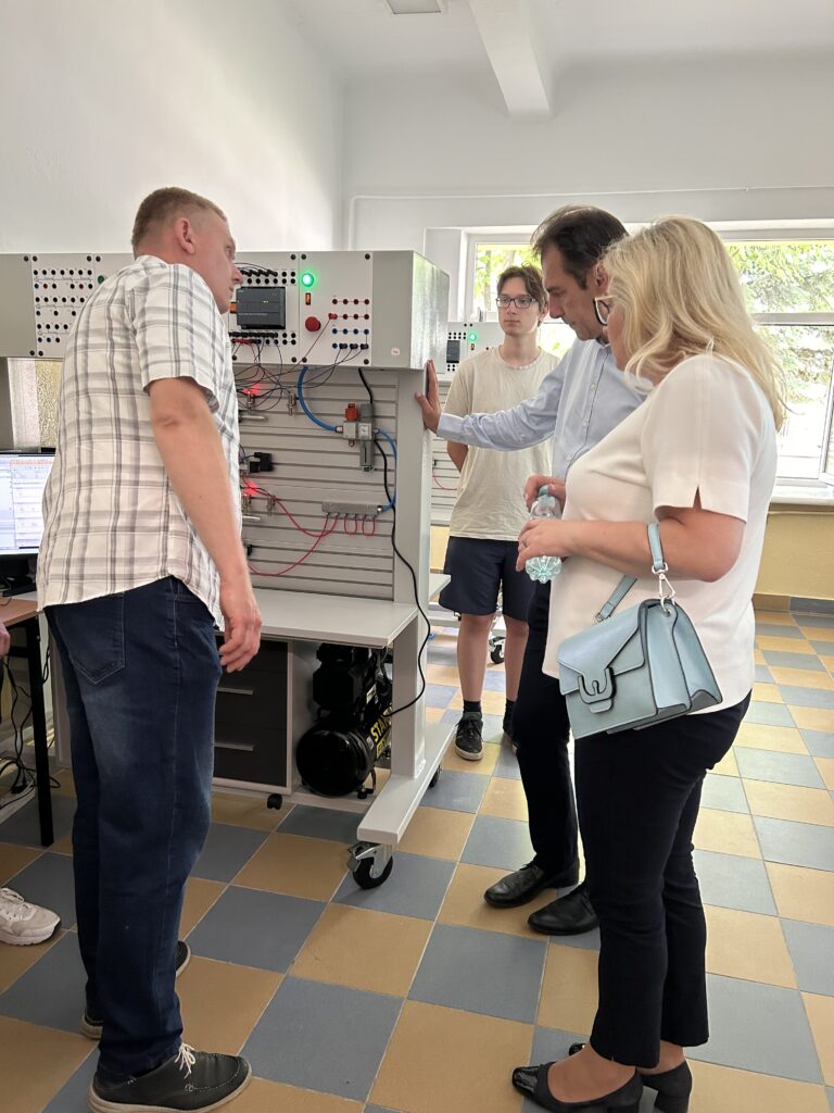 Dzien Otwarty Czesc Ii Pokazy Na Warsztatach Szkolnych 1