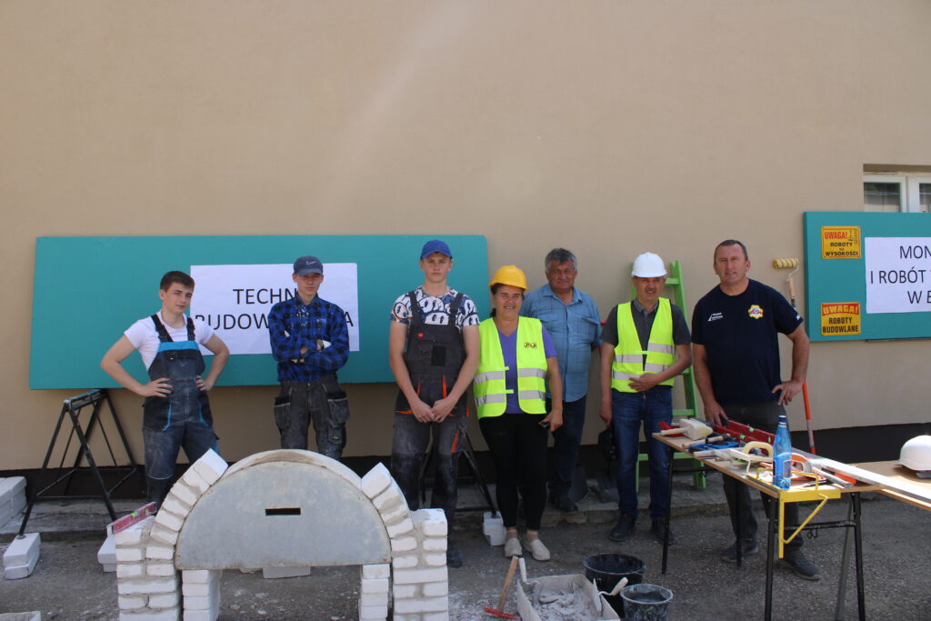 Dzien Otwarty Czesc Ii Pokazy Na Warsztatach Szkolnych 5