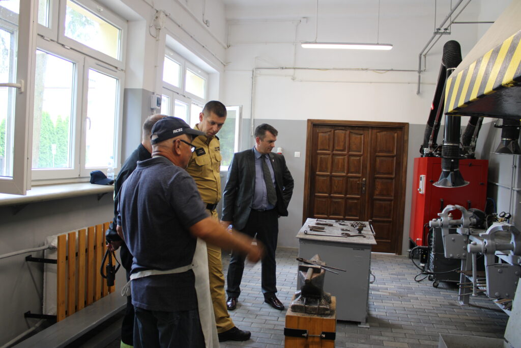 Dzien Otwarty Czesc Ii Pokazy Na Warsztatach Szkolnych 8