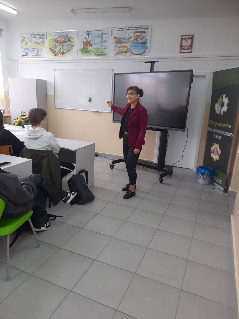 Warsztaty Ekologiczne W Ramach Wspolpracy Z Zgkzl