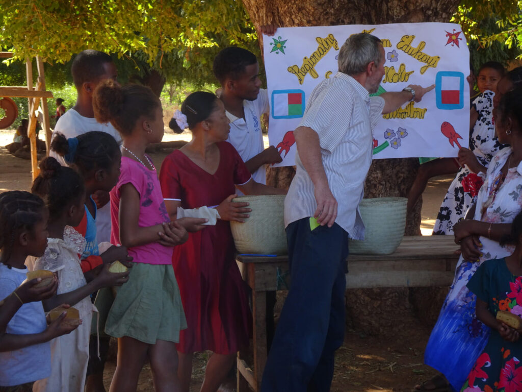 Szkolne Kolo Wolontariatu Rcez Dzieciom Z Madagaskaru Na Dzien Dziecka 14