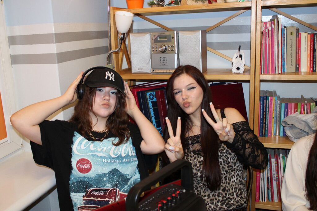 Muffiny Cappuccino I Wybory Mistera Bursy Tak świętowaliśmy Dzień Chłopaka 2024 (10)