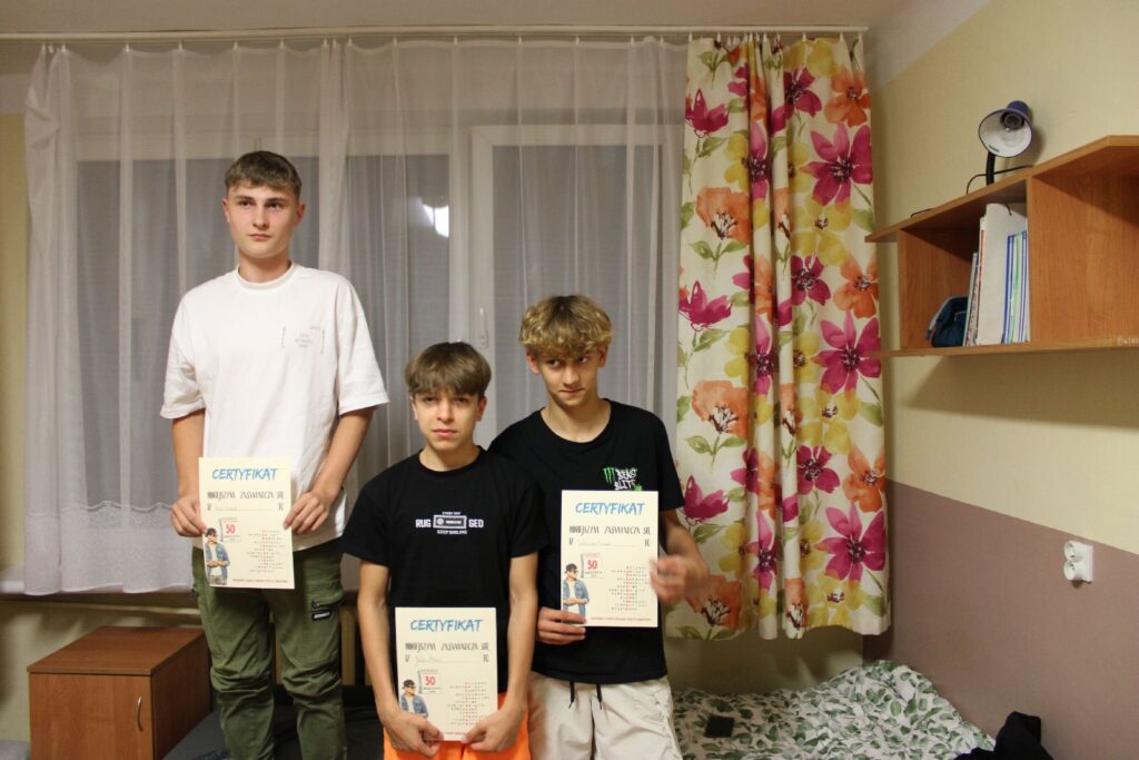 Muffiny Cappuccino I Wybory Mistera Bursy Tak świętowaliśmy Dzień Chłopaka 2024 (29)