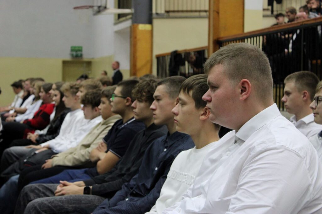 462754921 1071816991614431 250622354881894680 N