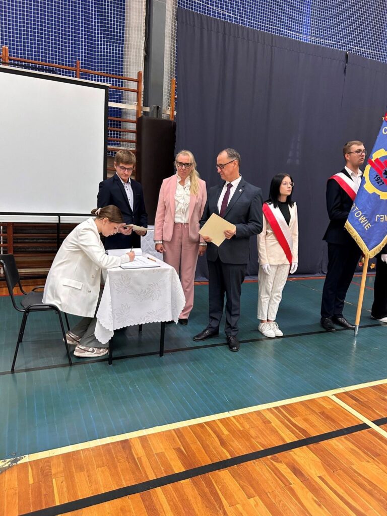 462835969 1071816768281120 3594171686406014416 N