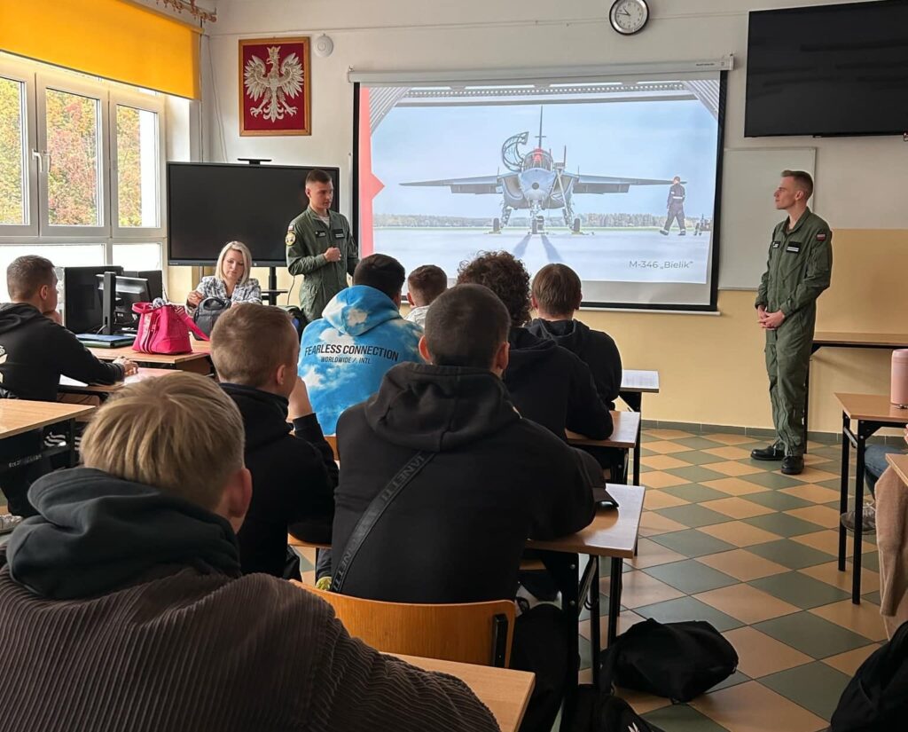 463188044 1074463251349805 3725114060428660103 N