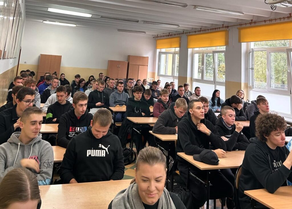 463262995 1074463021349828 7804822044004682884 N